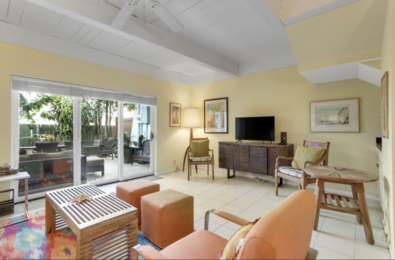 Property Photo: 1000 Ocean Terrace 5 FL 33483