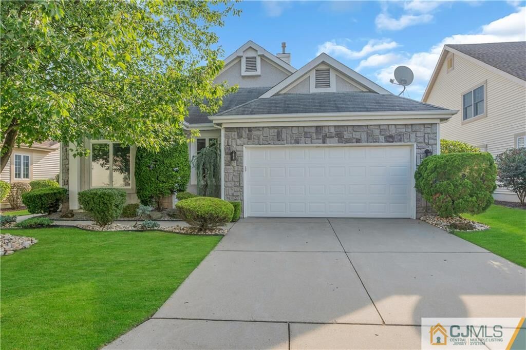 Property Photo:  45 Harwood Road  NJ 08831 