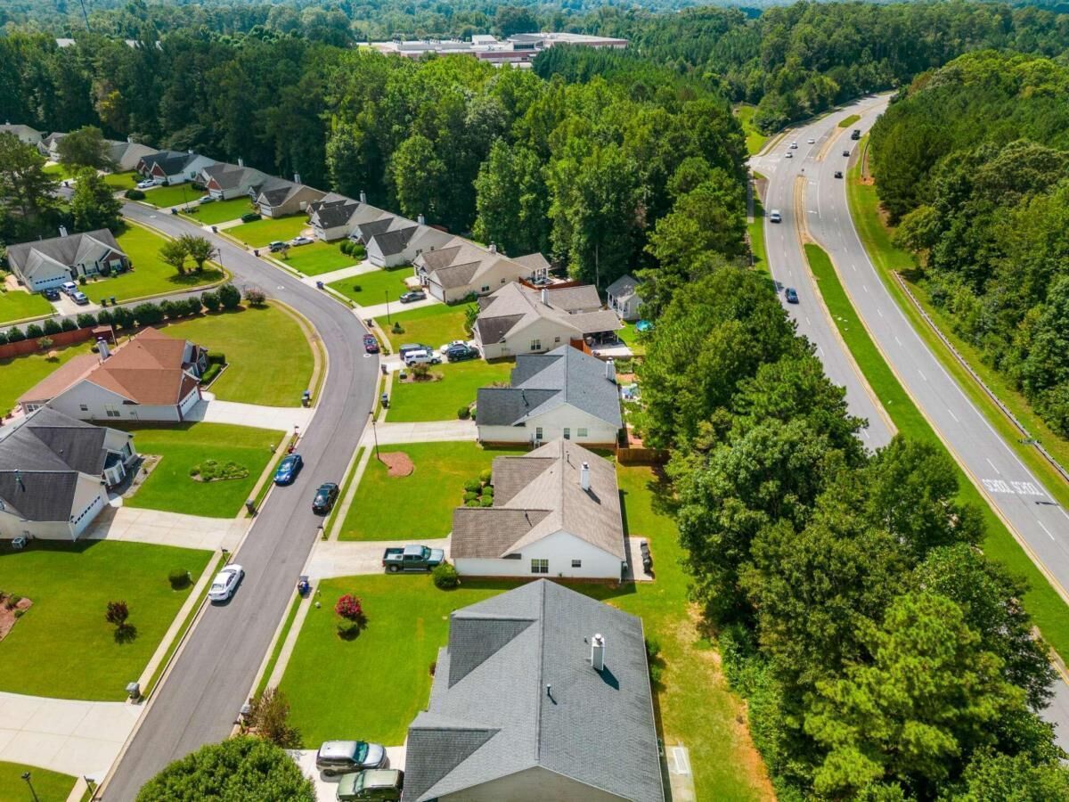 Property Photo:  510 Sterling Hill Drive  GA 30046 