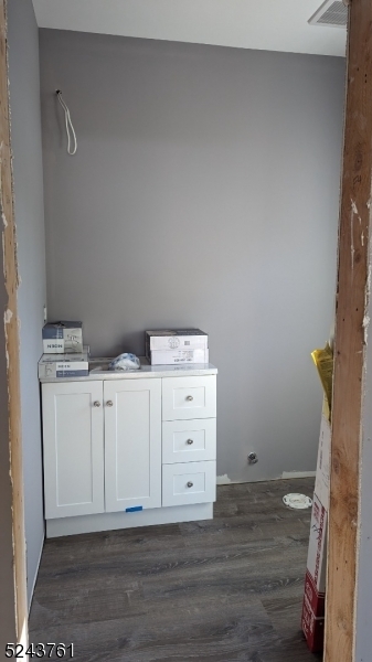 Property Photo: 334 Pershing Ave NJ 07204