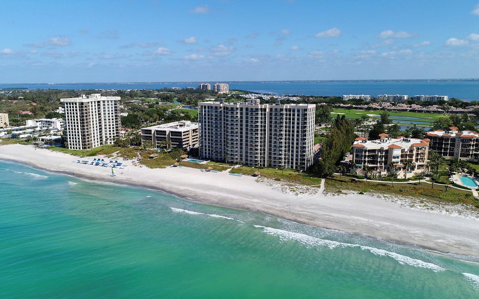 Property Photo: 2425 Gulf Of Mexico Drive 3B FL 34228