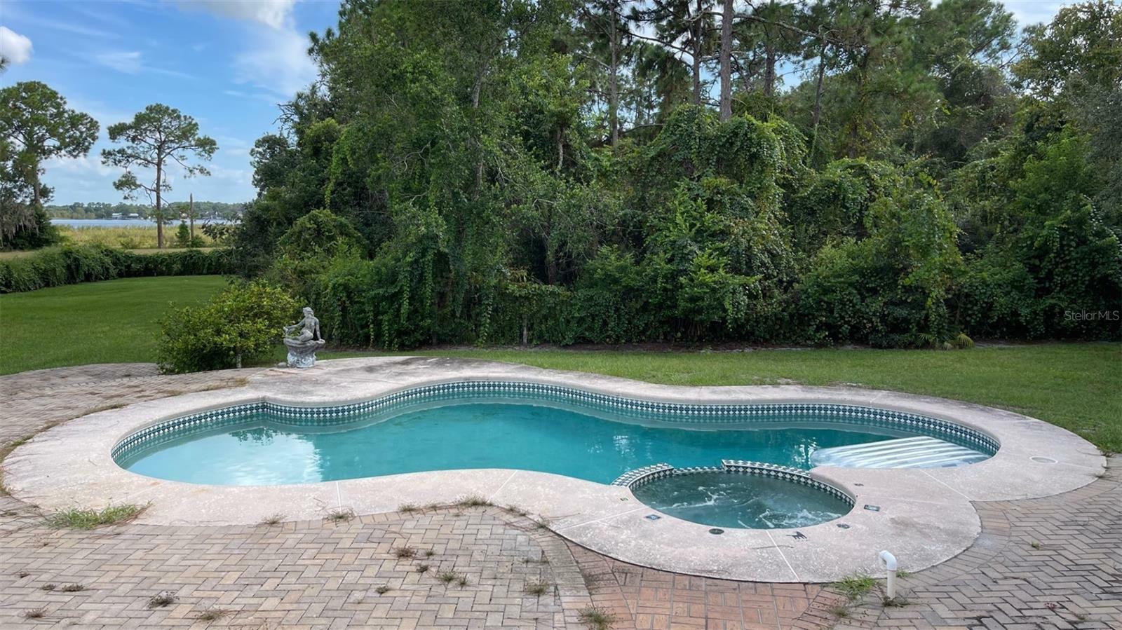 Property Photo:  6931 Tallow Tree Road  FL 32771 