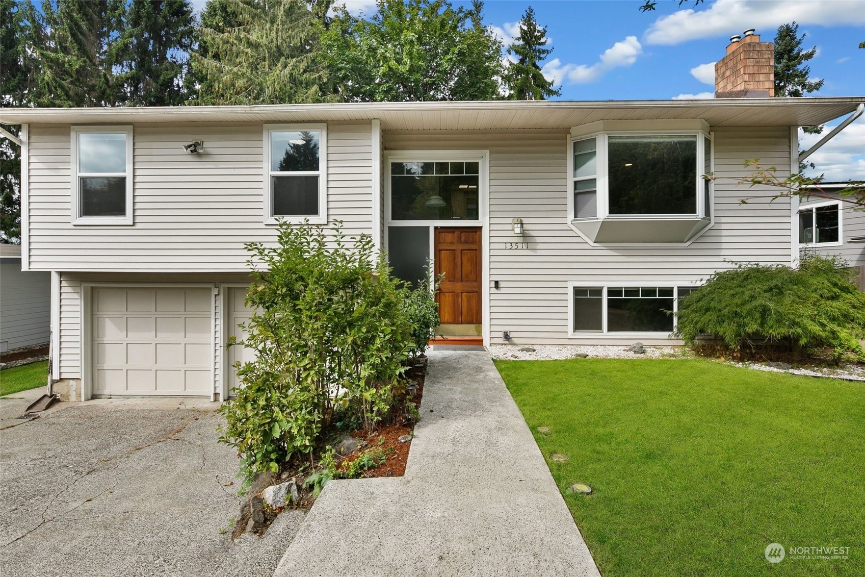 Property Photo:  13511 115th Avenue NE  WA 98034 