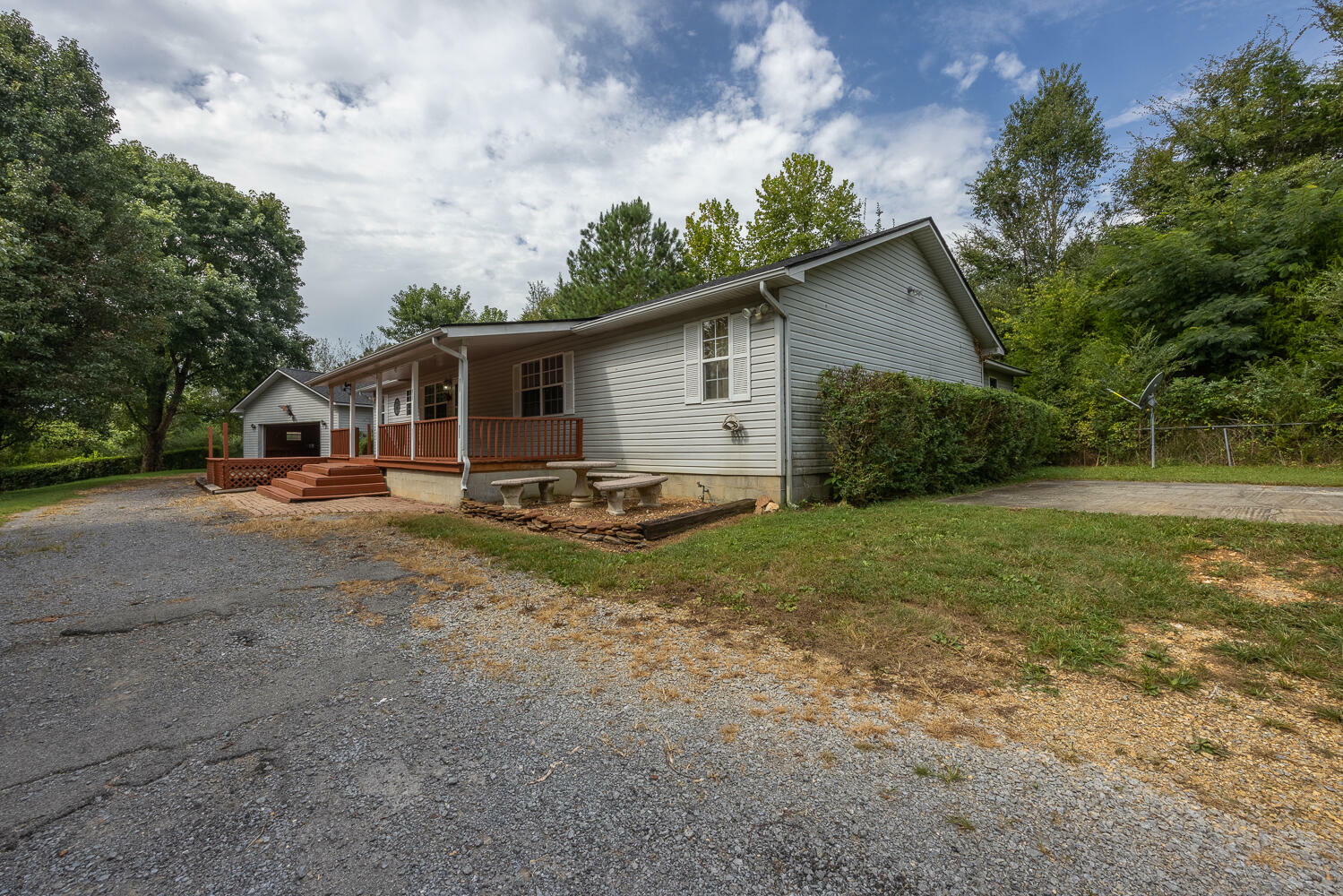 Property Photo: 273 John J Duncan Parkway TN 37303