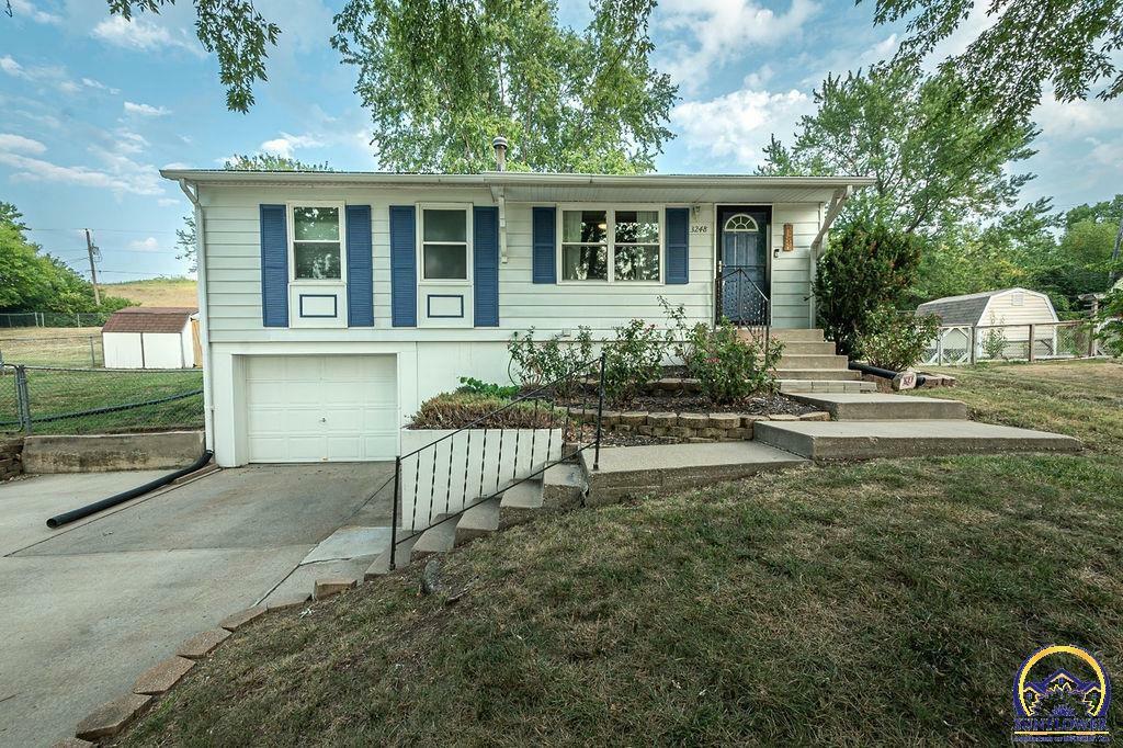 Property Photo:  3248 SW Skyline Dr (W)  KS 66614 