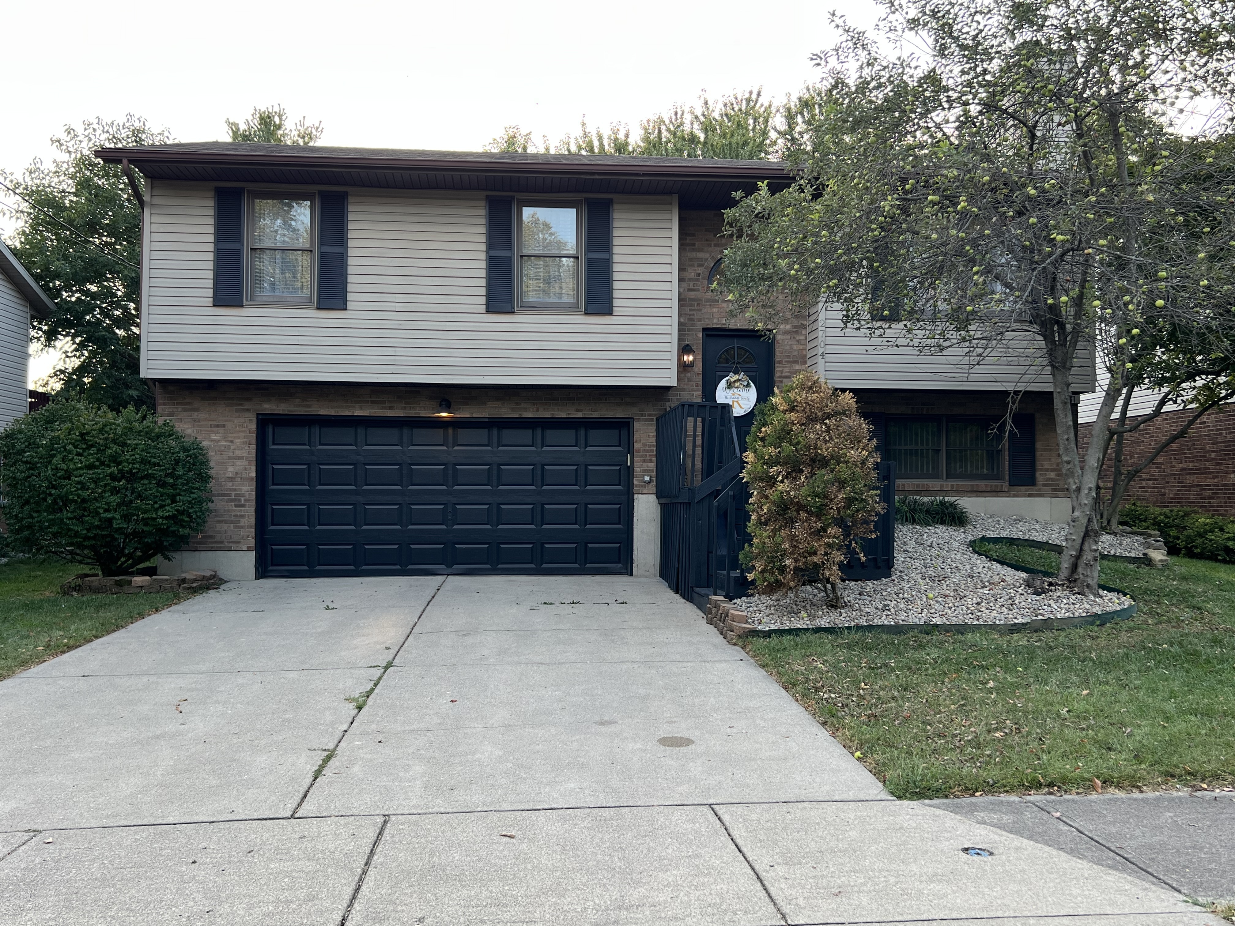 Property Photo:  2704 Saybrook Drive  OH 45044 