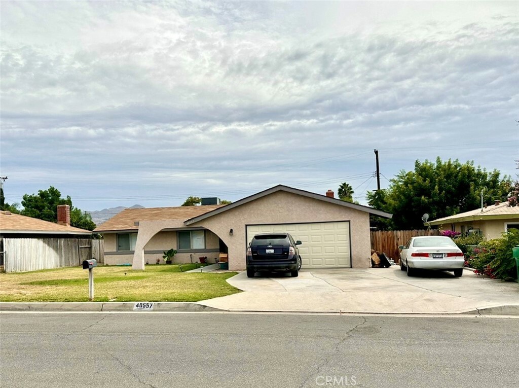 Property Photo:  40557 Mayberry Avenue  CA 92544 