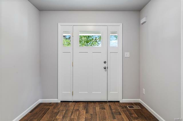 Property Photo: 101 North Taylor Avenue MO 63019