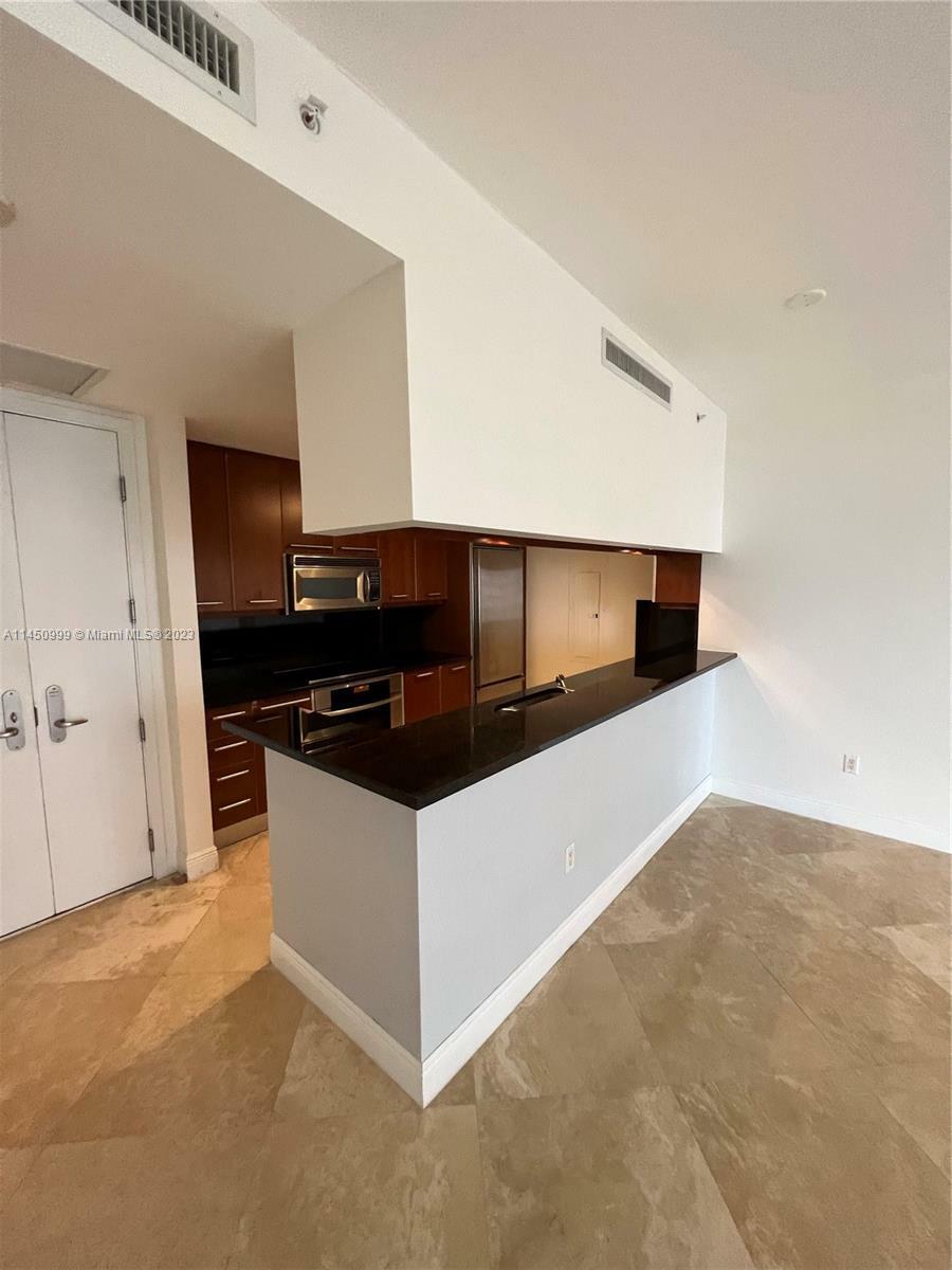 Property Photo:  901 Brickell Key Blvd 902  FL 33131 