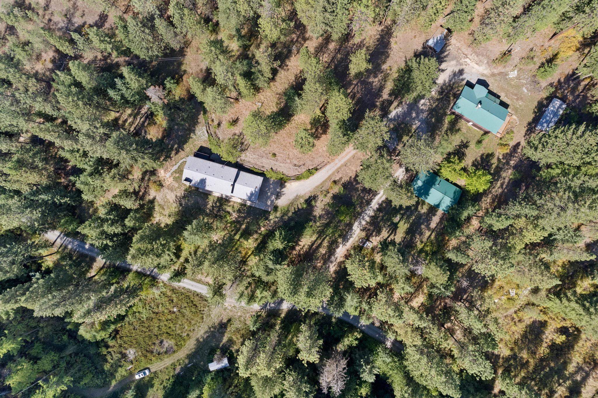 Property Photo: 16306 E Lincoln Rd WA 99217