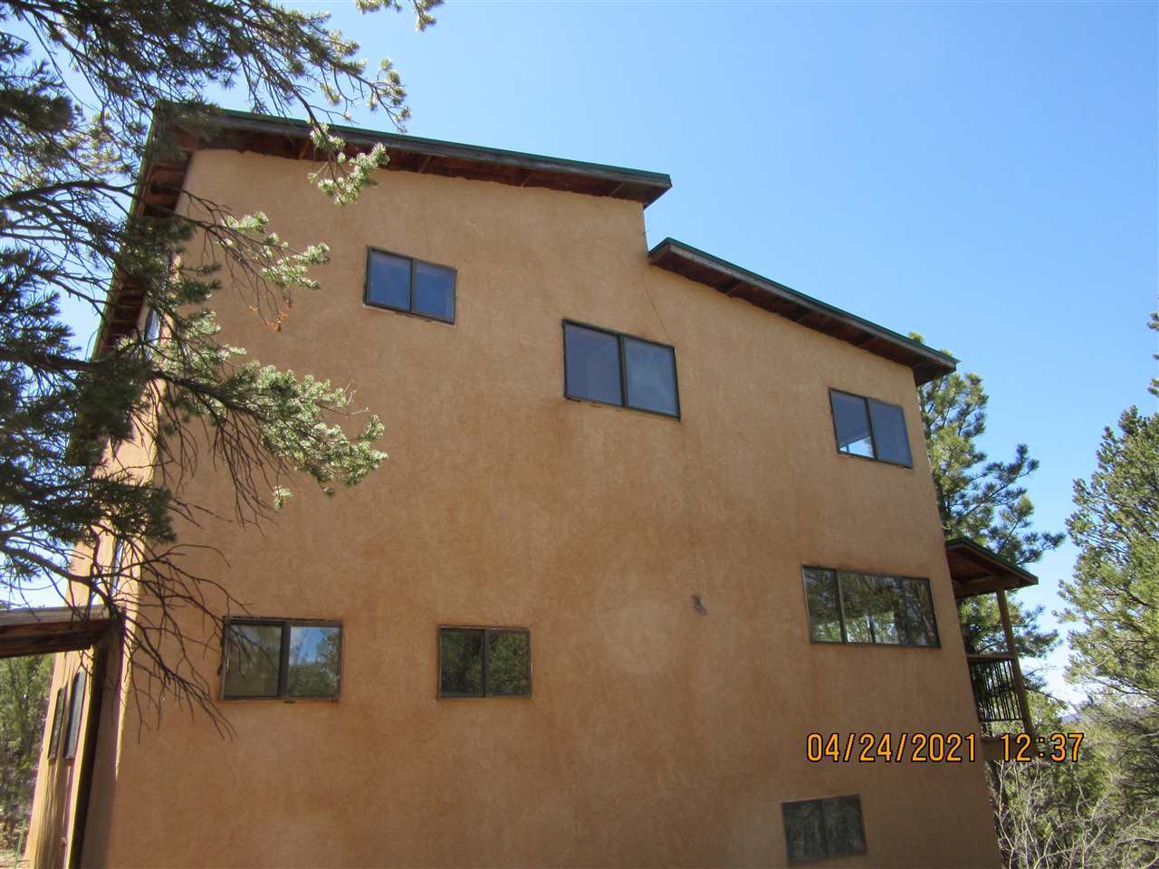 Property Photo: 97 Upper Pinabete NM 87556