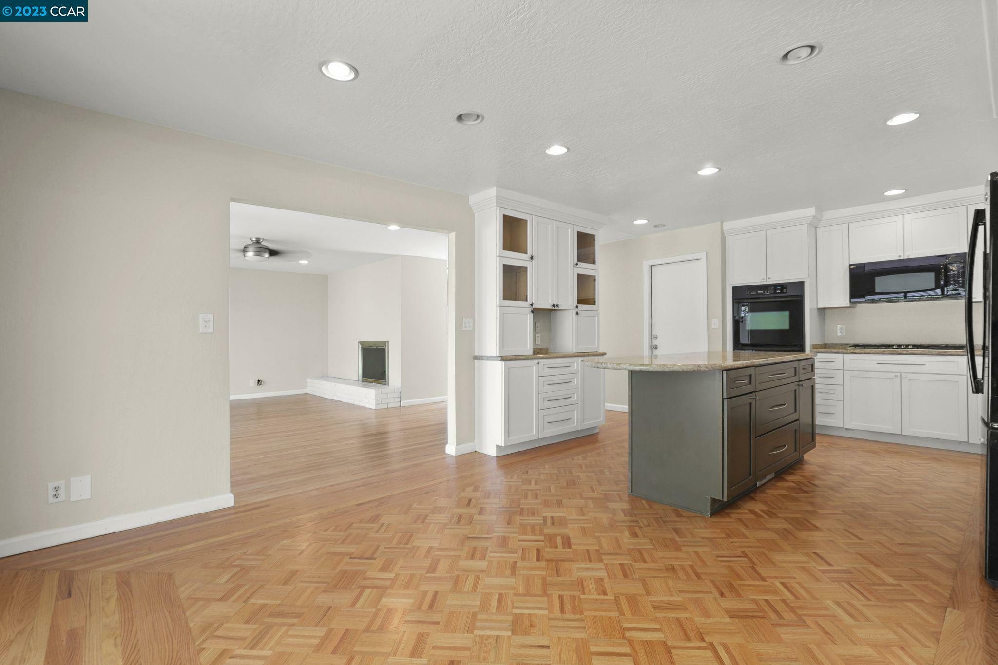 Property Photo: 344 Donegal Way CA 94553