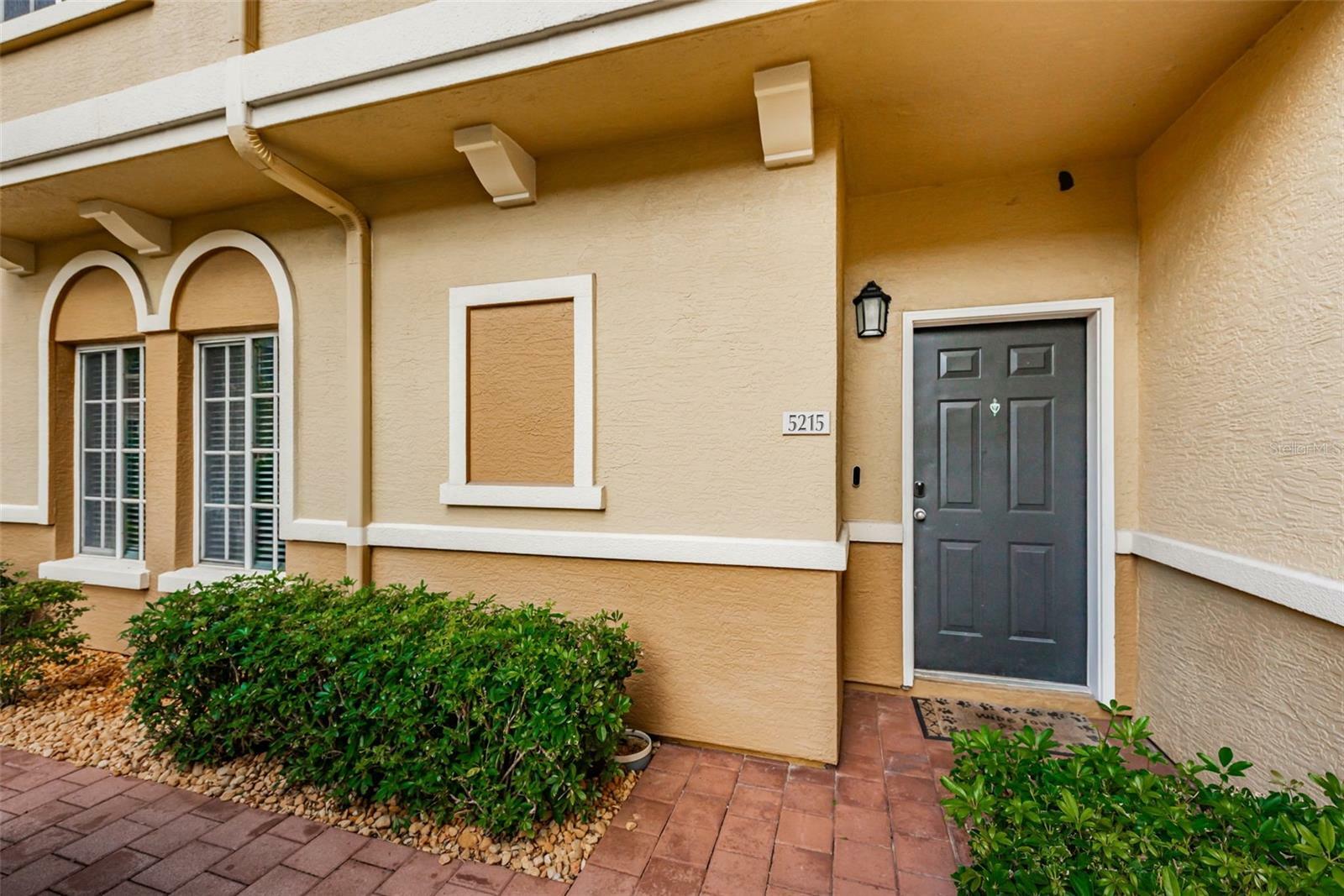Property Photo: 5215 Beach Breeze Court 5215 FL 33609