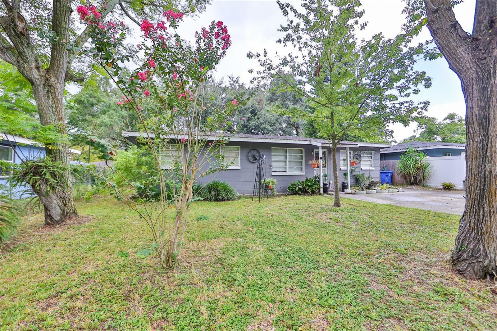 Property Photo:  14920 Laurie Lane  FL 33613 