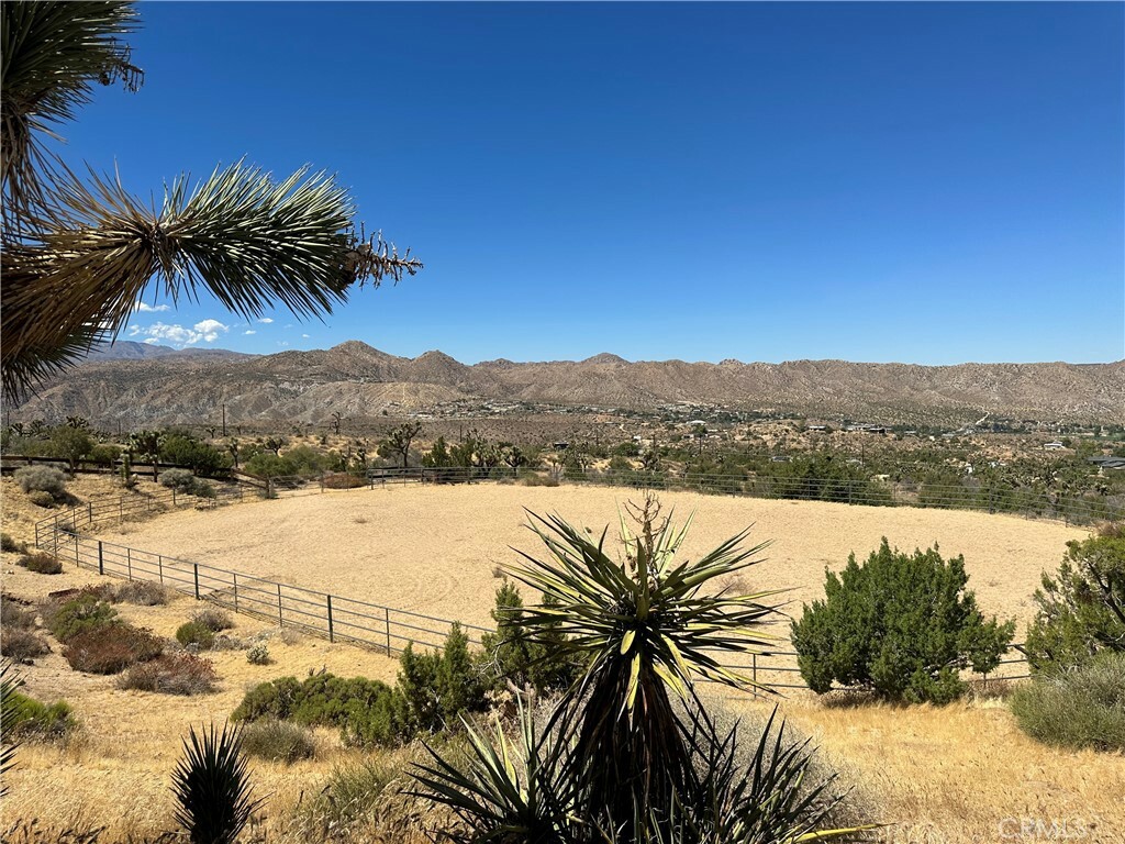 Property Photo:  54975 Mayan Trail  CA 92284 