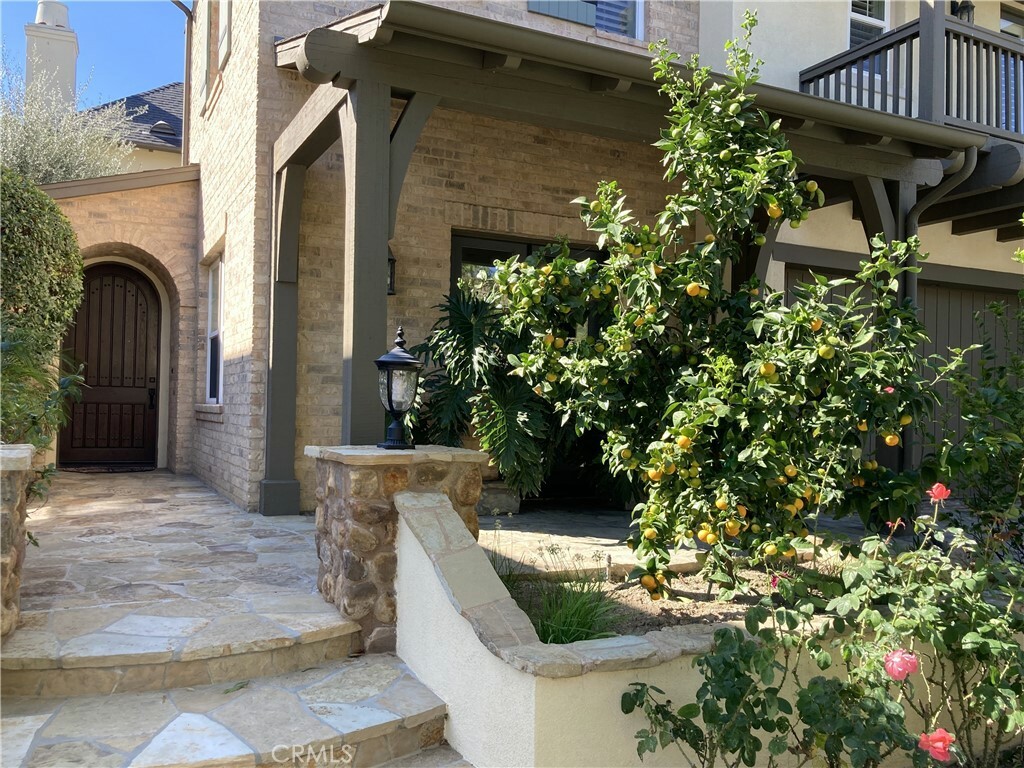Property Photo: 62 Gentry CA 92620