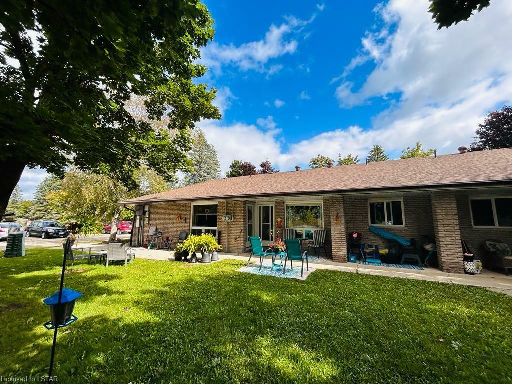 Property Photo:  412 Ross Street  ON N0G2H0 