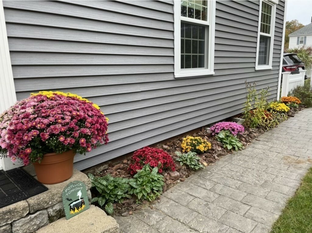 Property Photo: 34 Mechanic St MA 01031
