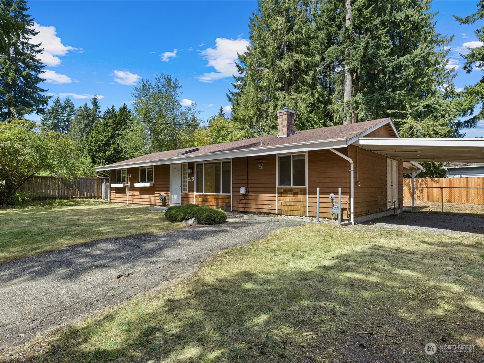 Property Photo:  215 SE 135th Street  WA 98208 