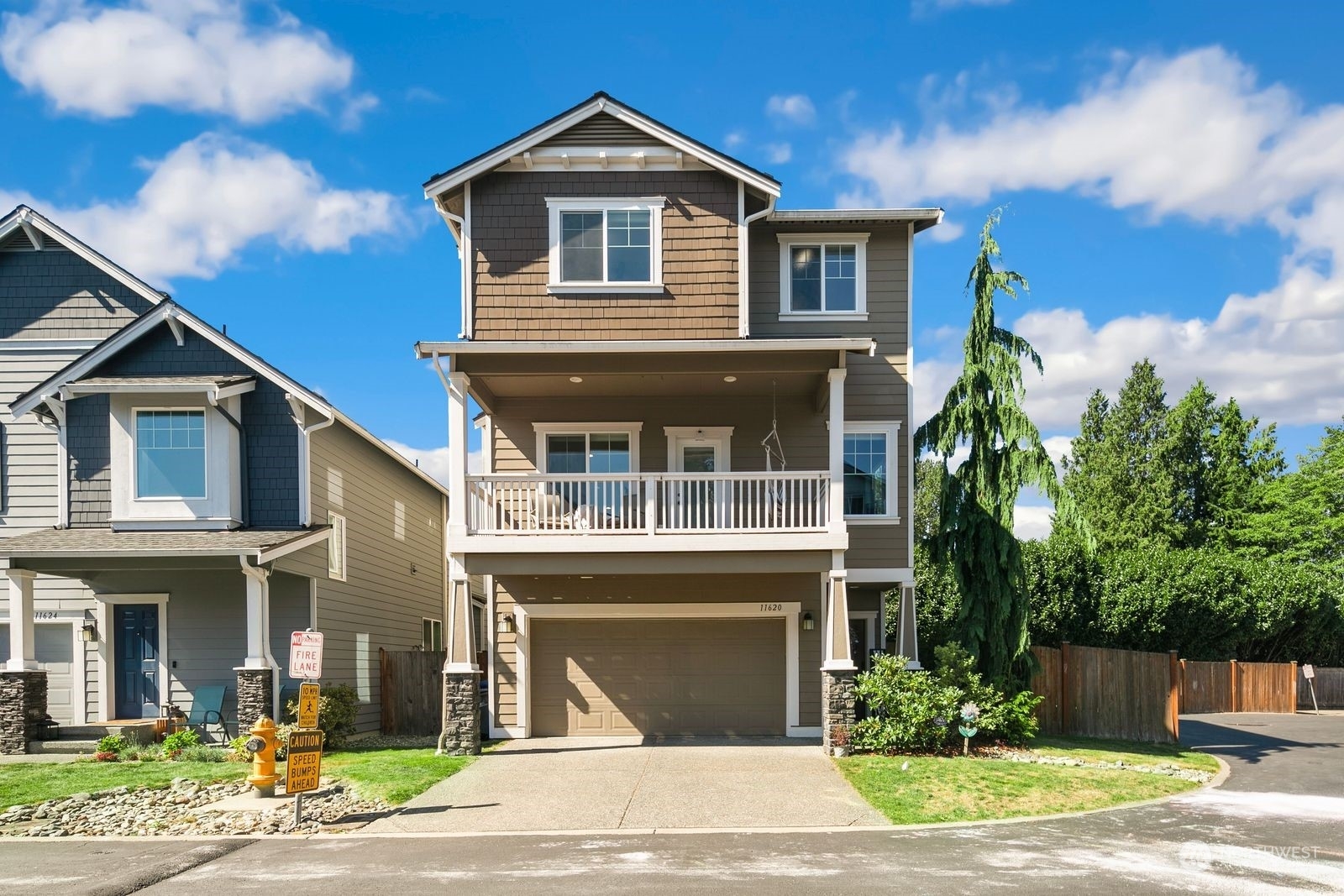Property Photo: 11620 10th Place W WA 98204