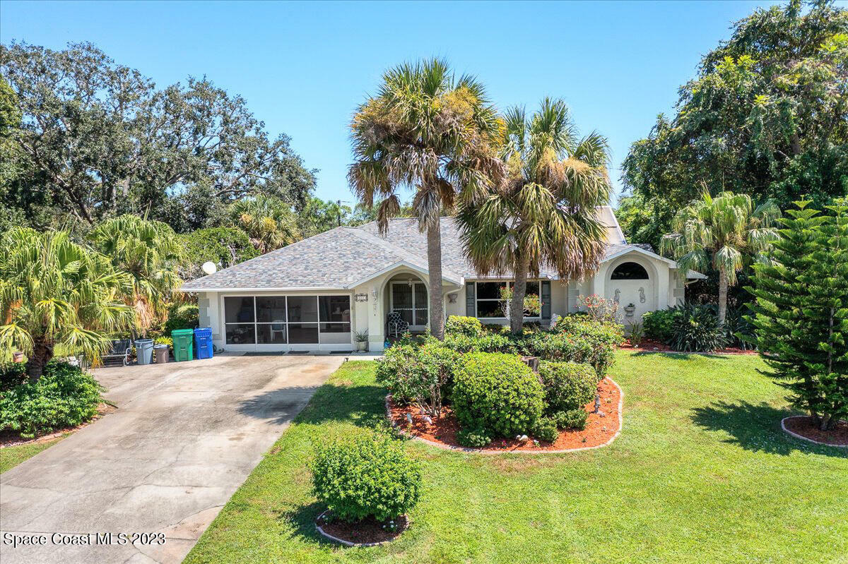 Property Photo:  201 Poinciana Street  FL 32958 