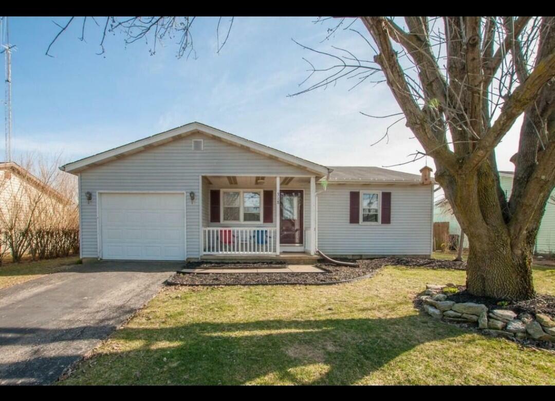 Property Photo: 318 Andrew Court OH 43140
