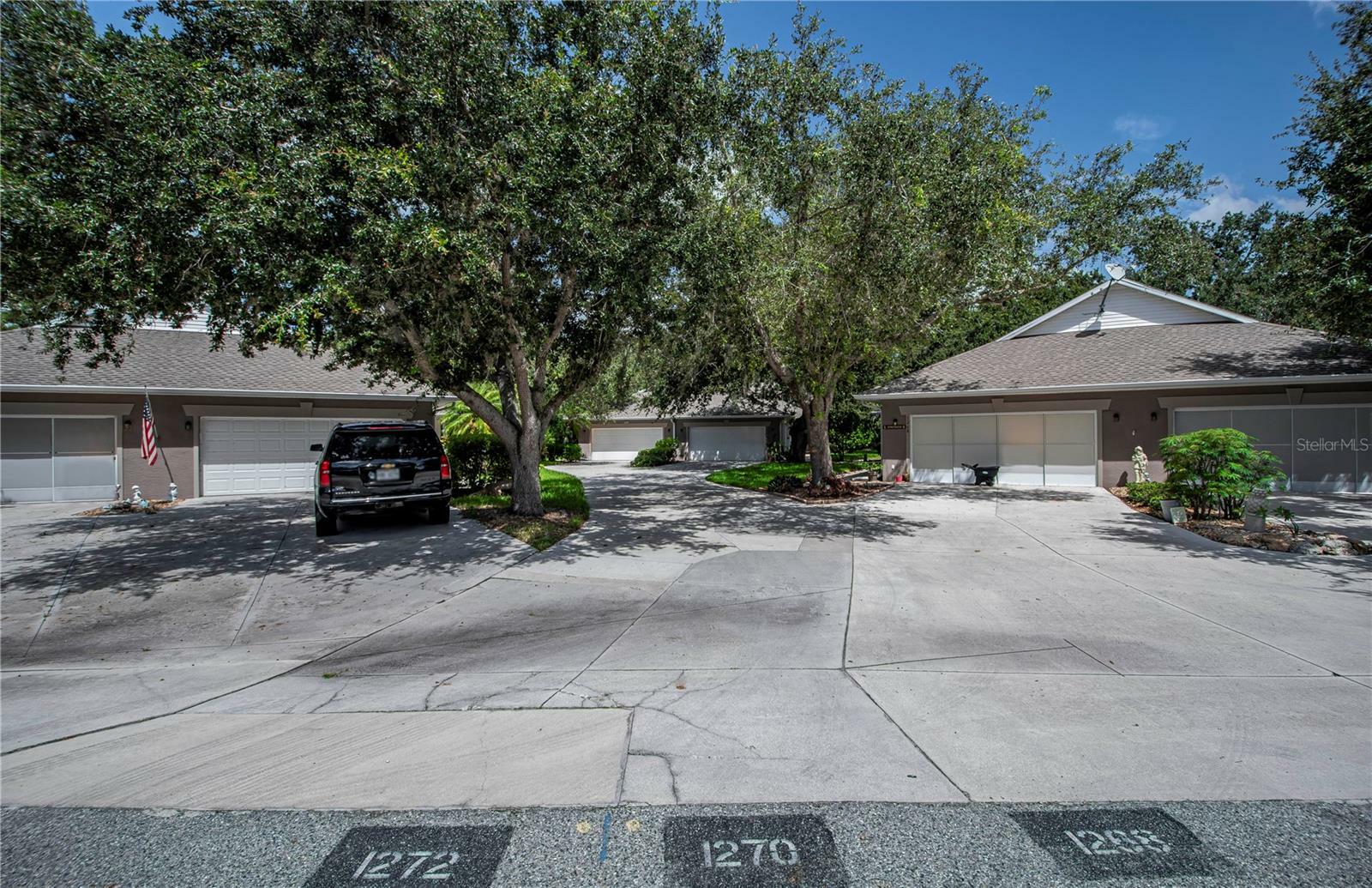 Property Photo:  1270 White Oak Trail  FL 33948 