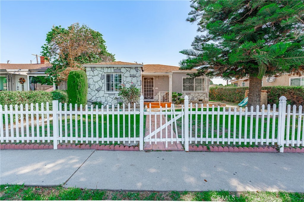 Property Photo:  4715 Carlin Avenue  CA 90262 