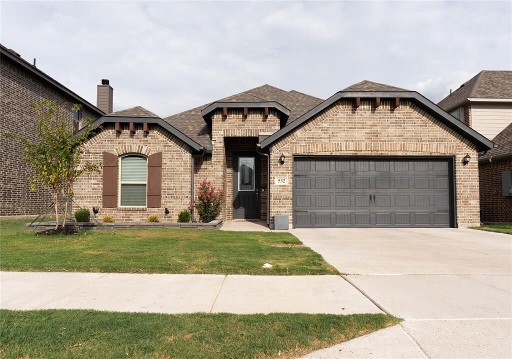 Property Photo:  532 Antswood Drive  TX 76108 