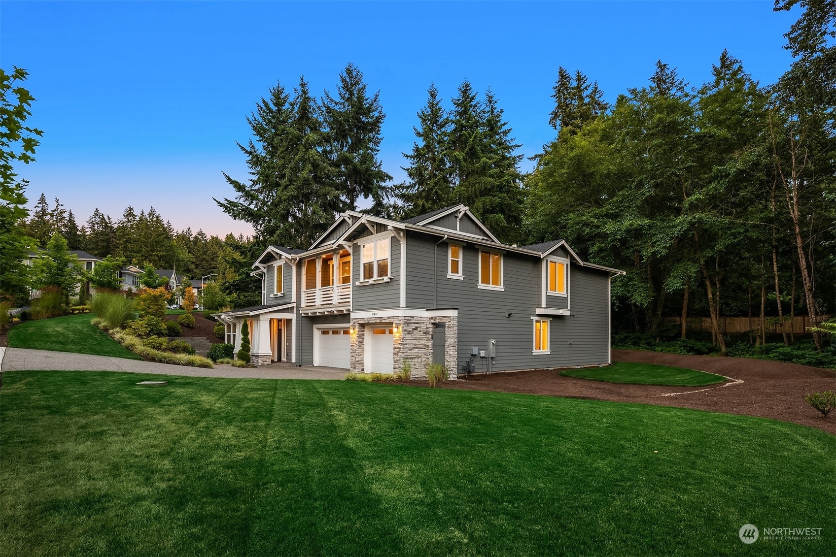 Property Photo: 11631 NE 45th Street WA 98033