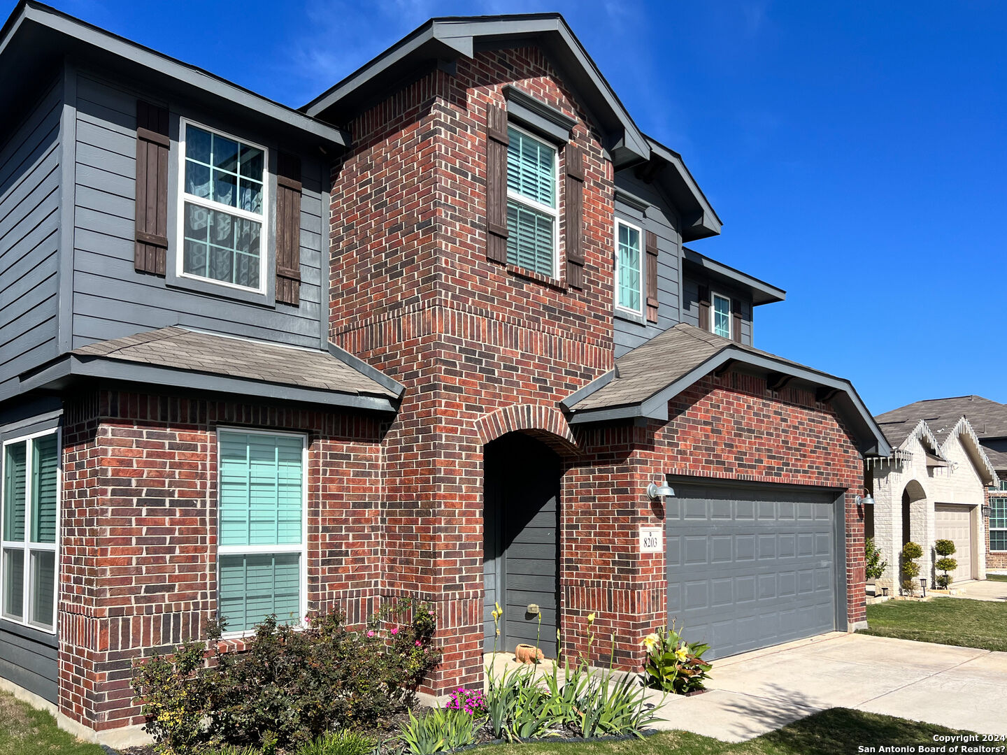 Property Photo:  8203 Breezy Cove  TX 78154 