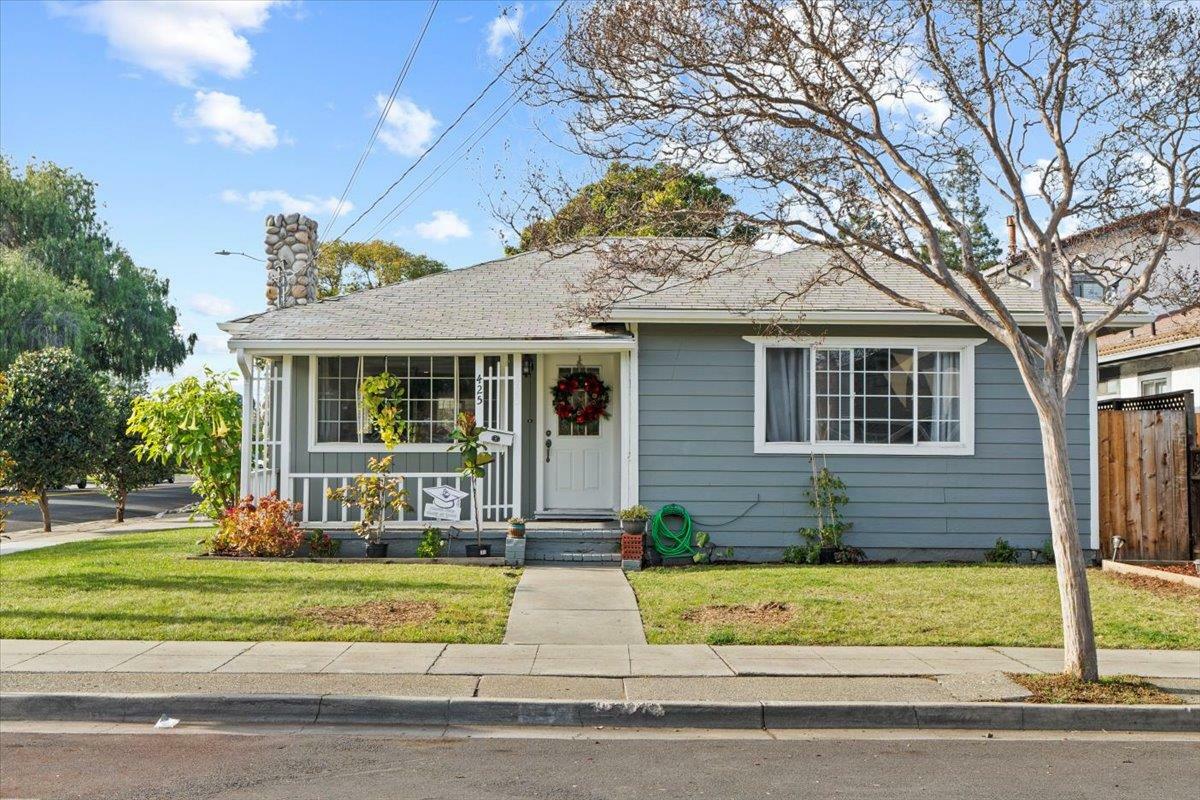 Property Photo:  425 Florence Street  CA 94086 