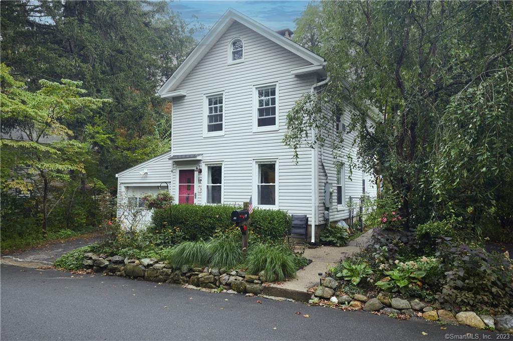 Property Photo: 17 Pine Street CT 06482