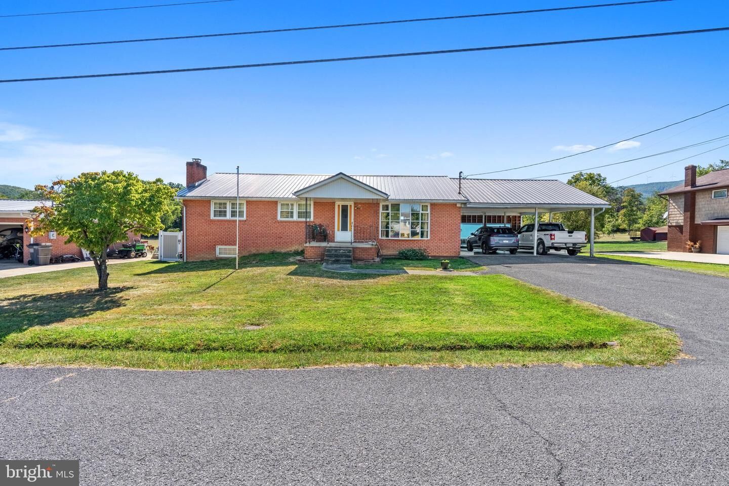 Property Photo:  203 Mountain View Drive  WV 26726 