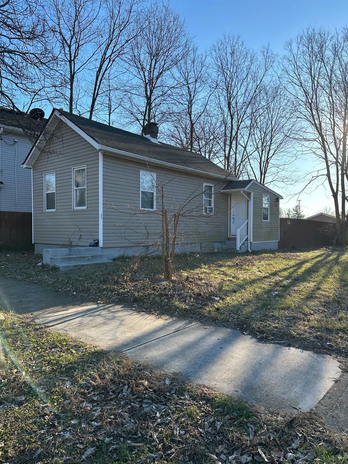 Property Photo: 1099 S Second St OH 45011