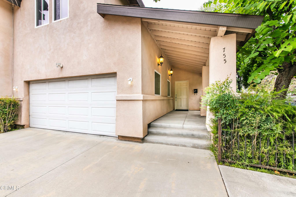 Property Photo:  755 Cypress Avenue  CA  