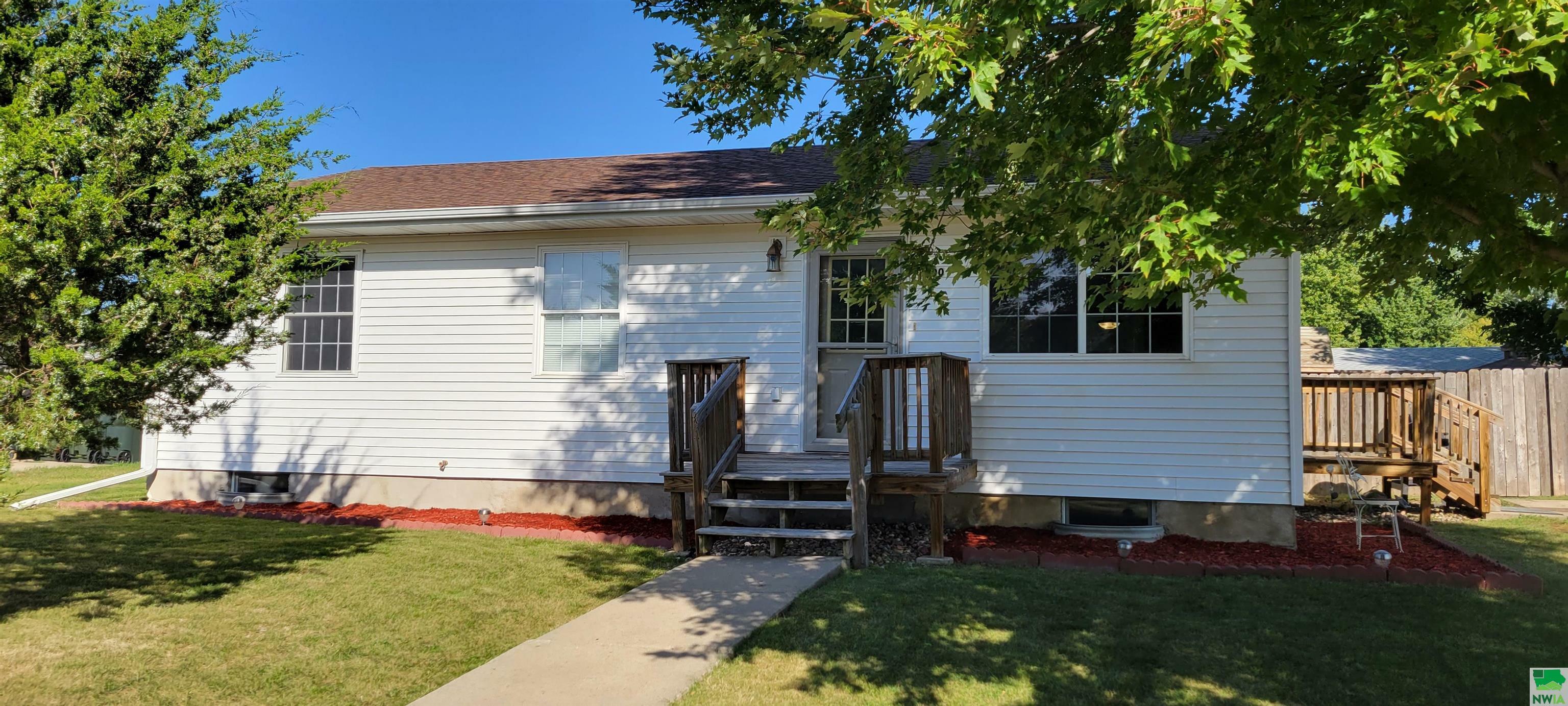 2000 Cavalier Way  Sioux City IA 51109 photo