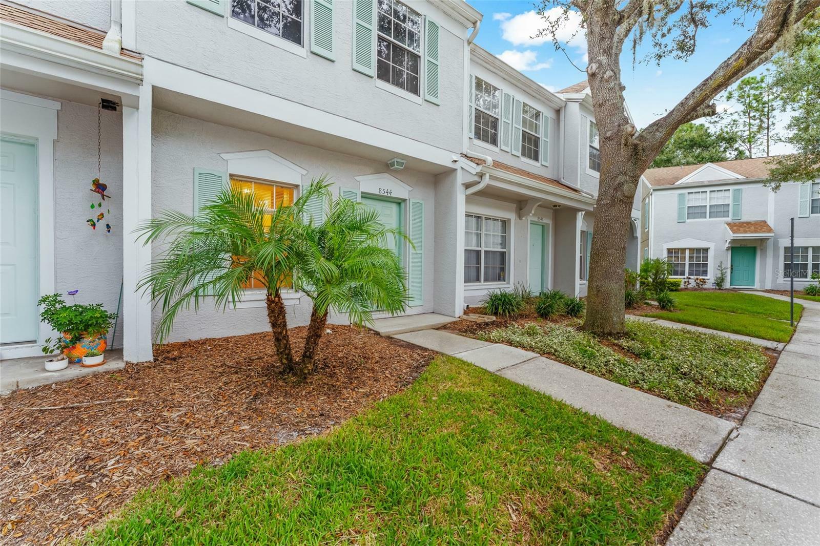 Property Photo:  8544 Hunters Key Circle  FL 33647 