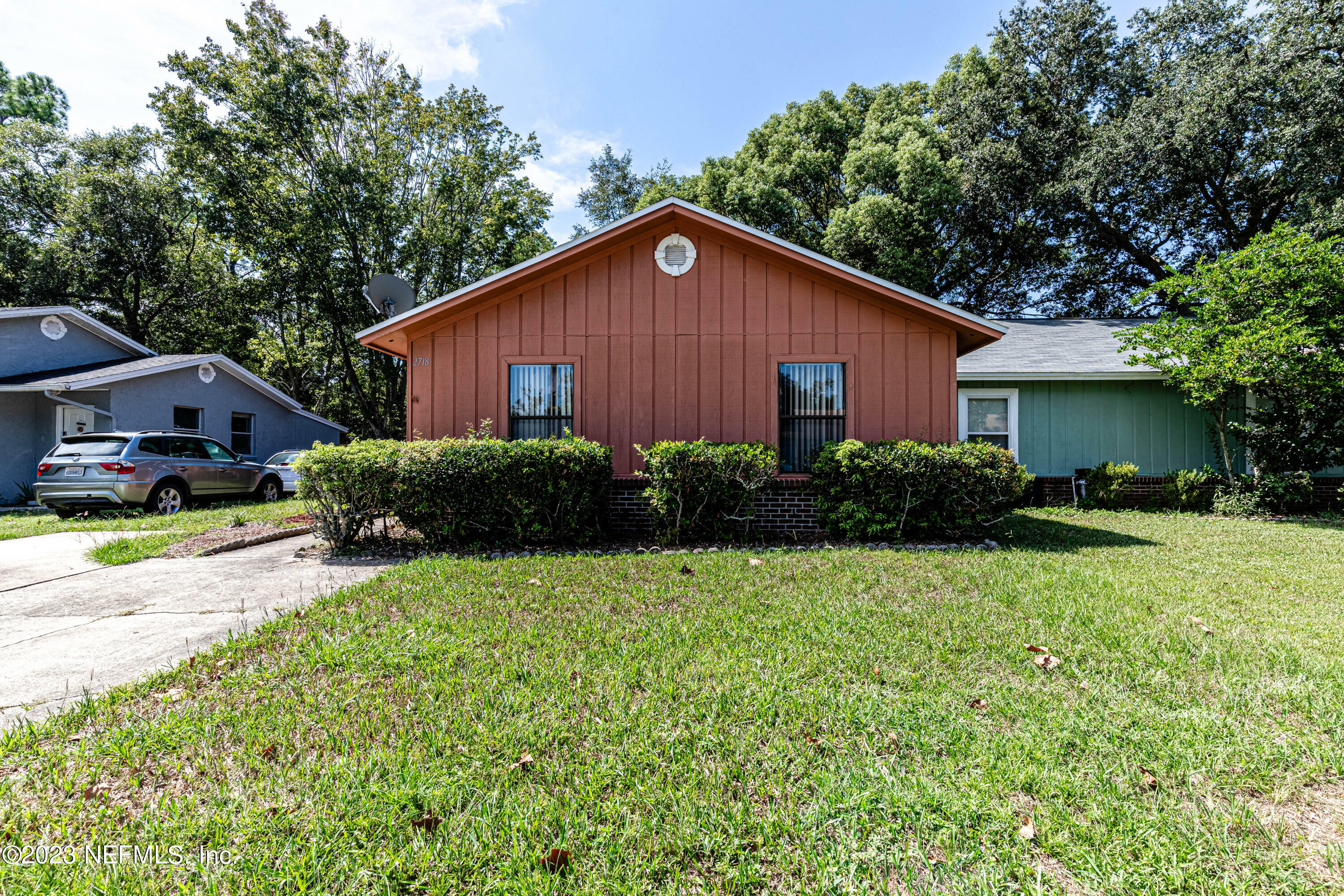 Property Photo:  2718 Hidden Village Drive  FL 32216 