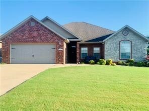 Property Photo:  5002 SW Golden Eagle Avenue  AR 72713 