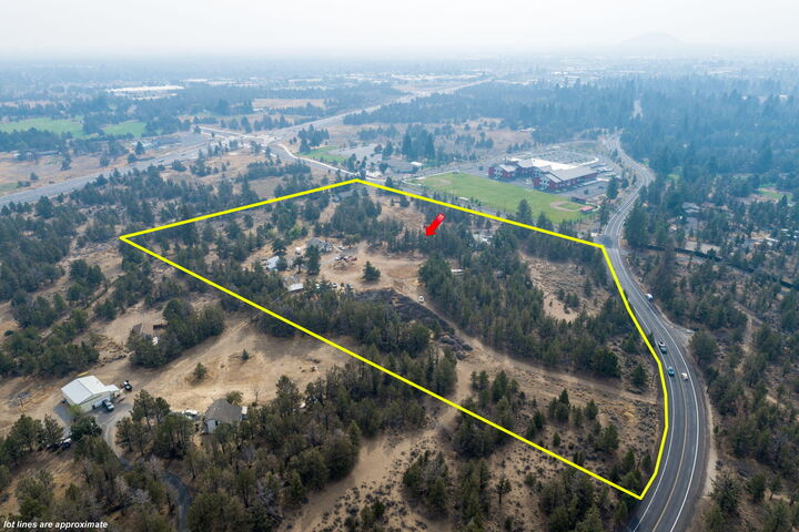 Property Photo: 20160 Cooley Road OR 97703