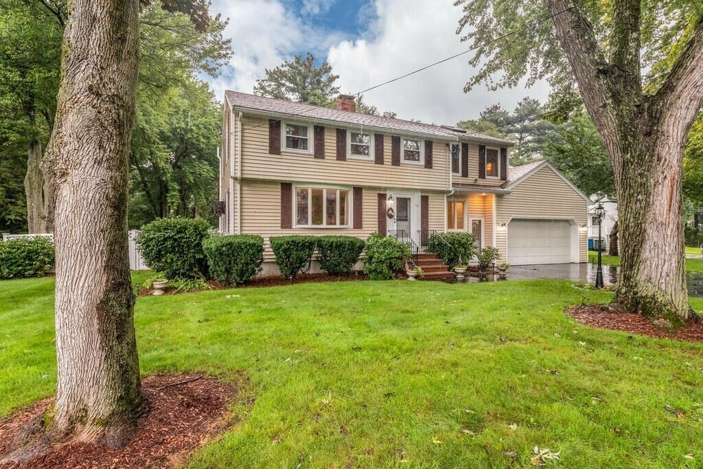 Property Photo: 16 Phyllis Ave MA 01803