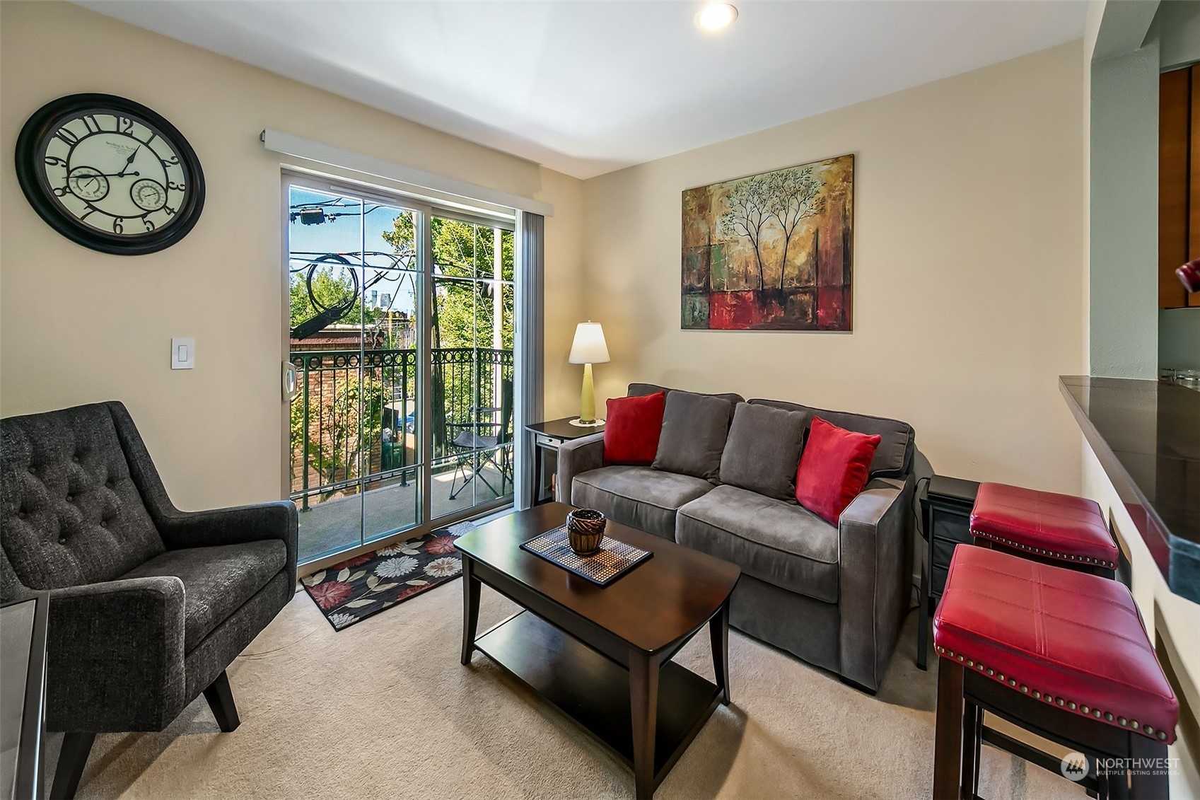 Property Photo: 700 E Denny Way 207 WA 98122