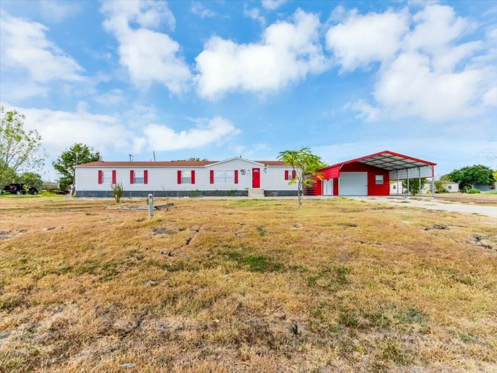 Property Photo:  111 Canvasback Cove  TX 78666 