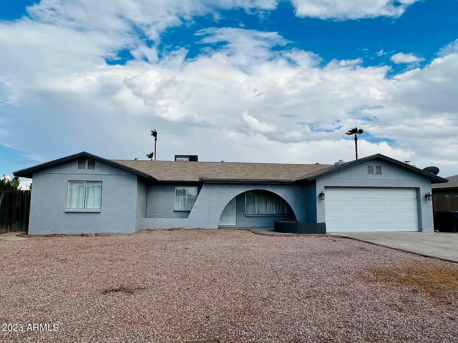 Property Photo:  825 W Kiowa Avenue  AZ 85210 