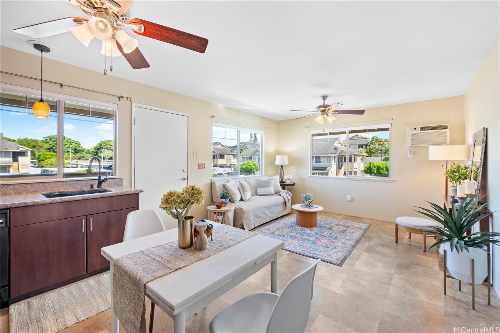 Property Photo: 95-1000 Ukuwai Street 305 HI 96789