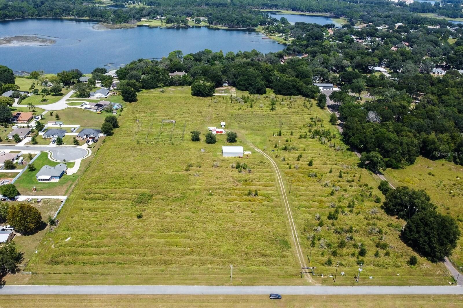 Property Photo: 40923 Maxwell Road FL 32784