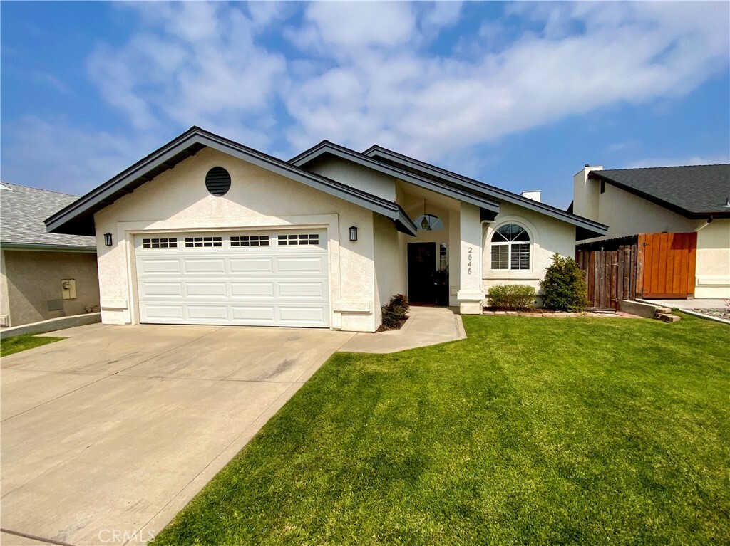 Property Photo:  2545 Lara Lane  CA 93445 