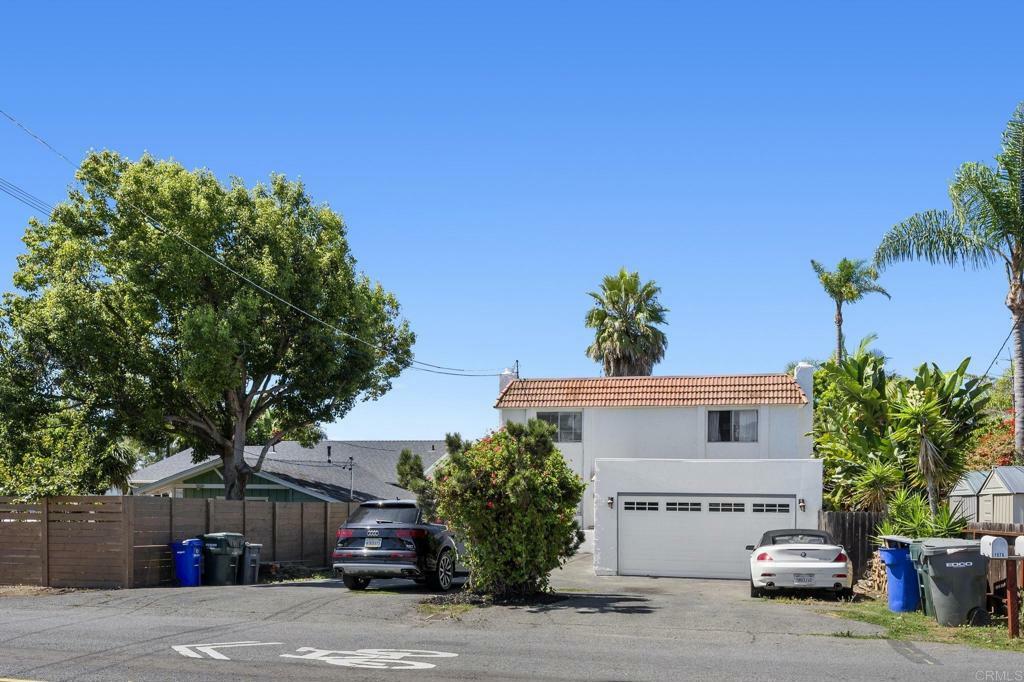 Property Photo:  1074 76 Balour Drive  CA 92024 