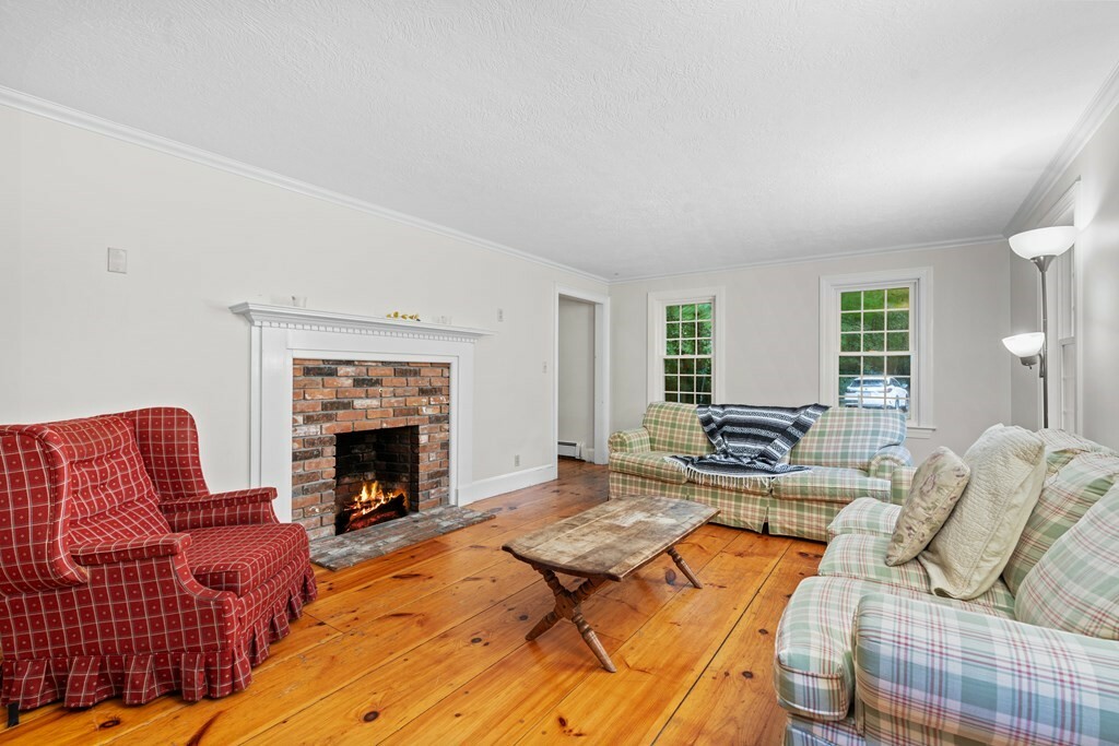 Property Photo: 933 Union St MA 02332